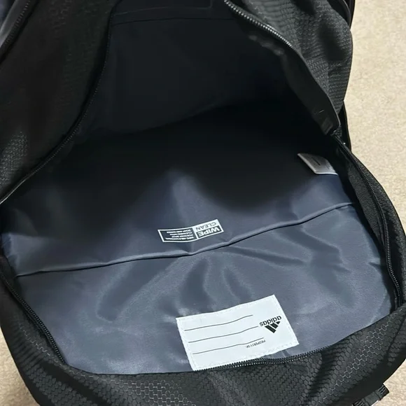 Adidas Backpack - Picture 4 of 9